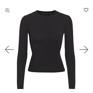 SKIMS Fits Everyone Black Long Sleeve Shirt  XS Black Onyx